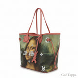 Louis Vuitton Neverfull MM Mona Lisa Da Vinci Masters Collection Monogram Certy Lieder a Mohnbléieblat-Faarf, Schëller- an Tragtäsch. Louis Vuitton Schëllertäsch, Dammenhandtäsch, Täsch, Mark.