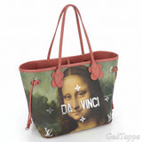 Louis Vuitton Neverfull MM Mona Lisa Da Vinci Masters Collection Monogram Certy Lieder a Mohnbléieblat-Faarf, Schëller- an Tragtäsch. Louis Vuitton Schëllertäsch, Dammenhandtäsch, Täsch, Mark.
