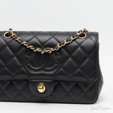 Chanel Matelassé Shoulder Bag (Women's Bag) - Pre-owned