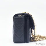CHANEL Matelassé Chain Shoulder Bag AS5863 Black/Gold Lambskin - Pre-owned
