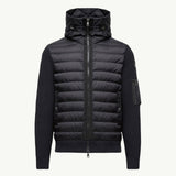 Moncler MAGLIONE TRICOT Häre-Stréckwest mat Kaputz an Daunefëllung – Schwaarz